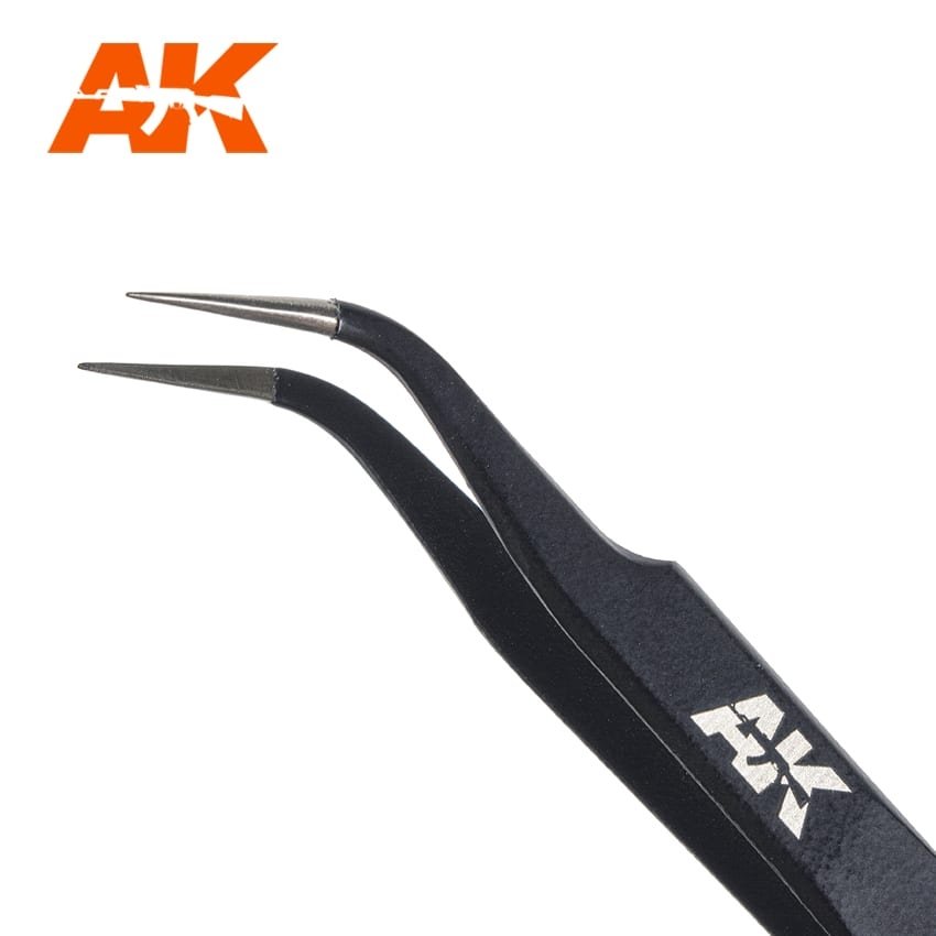 Pince à épiler courbée de précision AK Interactive AK9007 – image 3