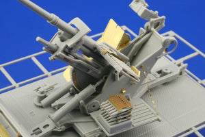 Eduard 36104 Sd. Kfz.7/2 (early) Flak 37 37mm 1/35 Trumpeter – image 11