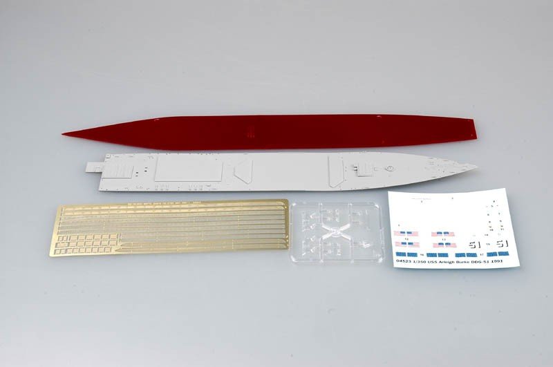 Trumpeter 04523 USS Arleigh Burke DDG-51 1/350 – Bild 2
