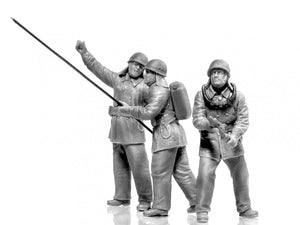 ICM 35623 Soviet Firemen (1980&amp;#39;s) 1/35 – Bild 3