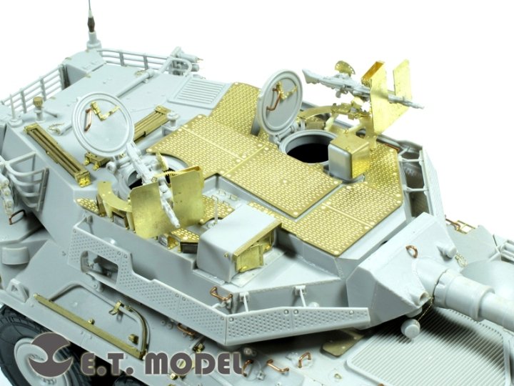 ET Model E35-061 Italian B1 &amp;quot;Centauro&amp;quot; Late Version(3rd Series) Machine Gun (For TRUMPETER 00388) (1/35) – Bild 4