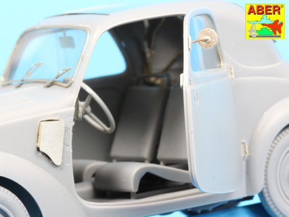 Aber 35257 Simca 5 Staff Car 1/35 – imagen 6