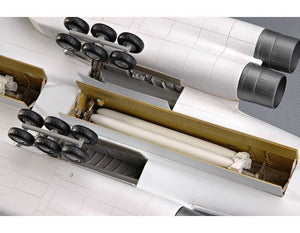 Trumpeter 01620 Tu-160 BLACKJACK 1/72 – imagen 9