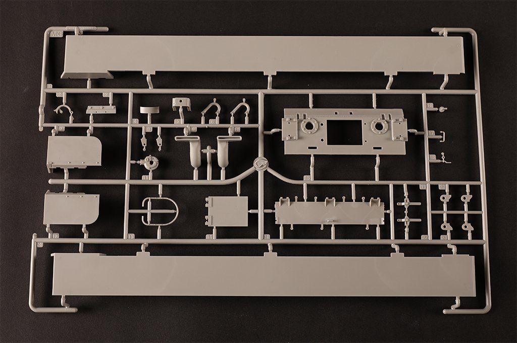 I Love Kit 61620 M4A3E8 Medium Tank - Late 1/16 – Bild 8