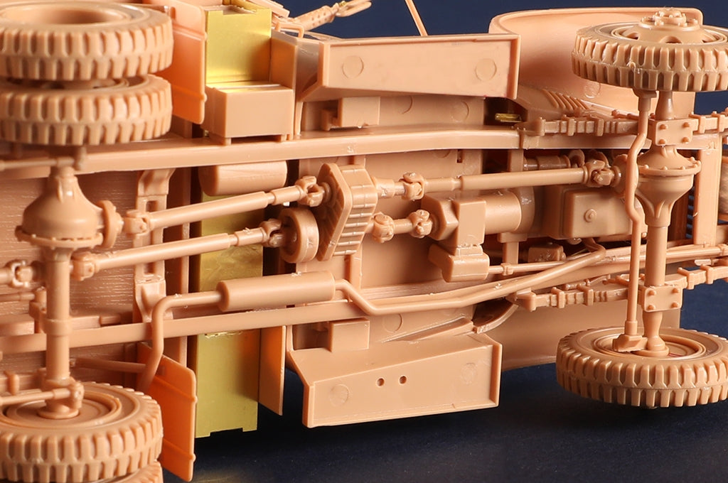 I Love Kit 63567 CCKW-352 with M2A1 105MM Howitzer - Machine Gun Turret Version 1/35 – image 13