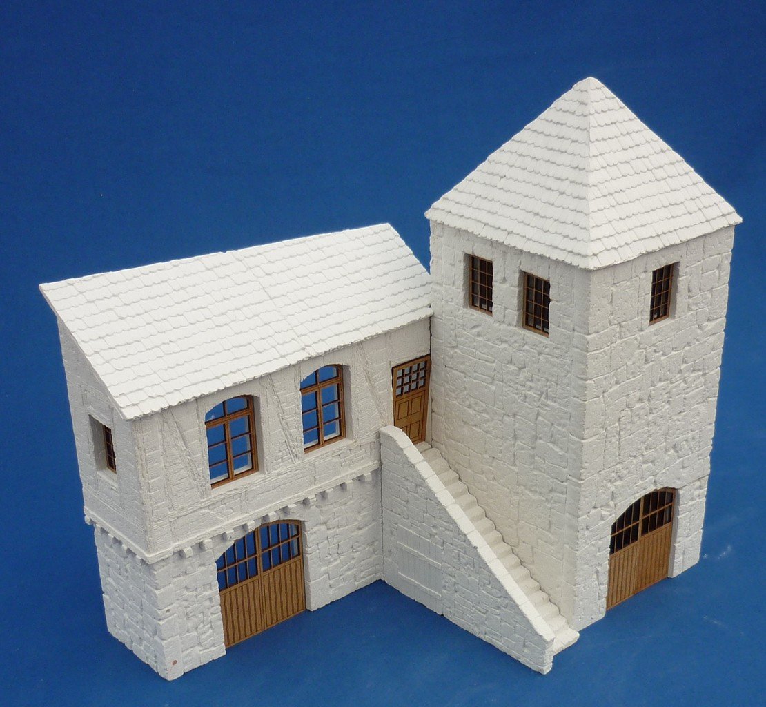 RT-Diorama 35241 Old Manor House 1/35 – image 2