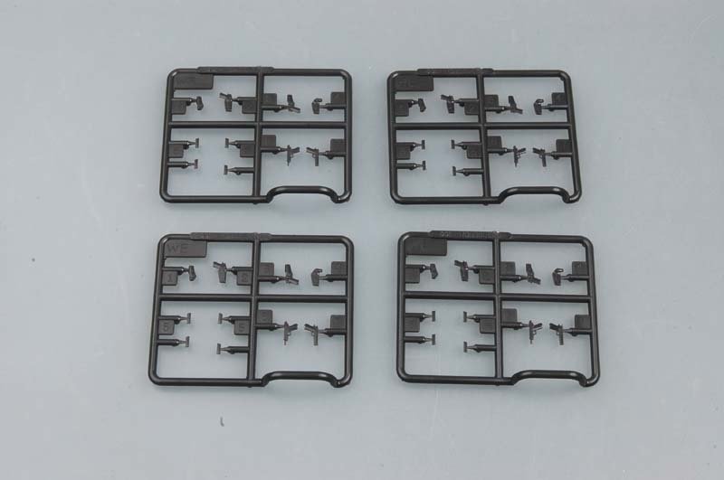 Trumpeter 00528 M1911 World Pistol Selection 1/35 – image 2
