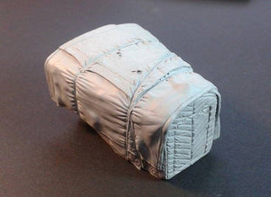 Panzer Art RE35-418 Mercedes 4500 engine deck with canvas cover 1/35 – image 2