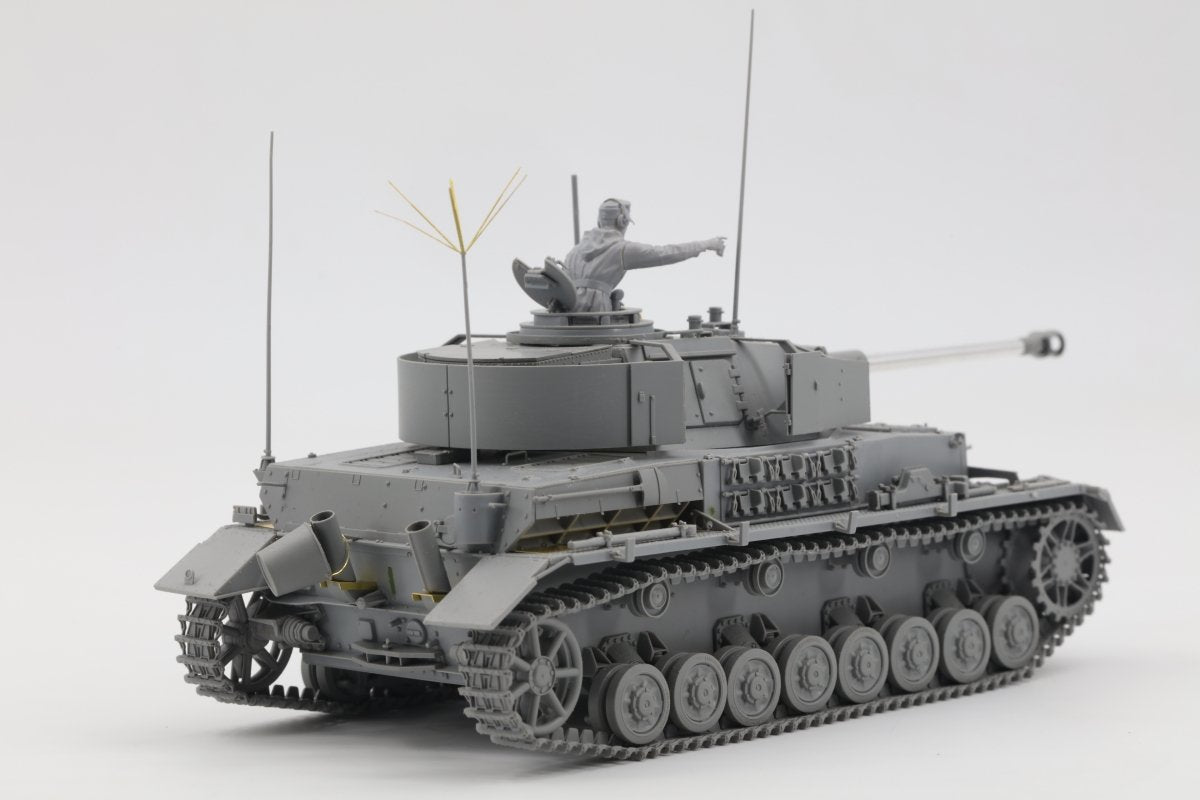 Border Model BT-006 Pz.Beob.According to IV Ausf. J w/Commander&amp;amp;Infantry 1/35 – Bild 4