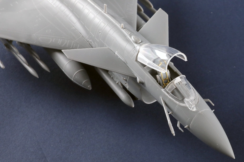 Trumpeter 01698 Chinese J-10C Fighter 1/72 – image 14