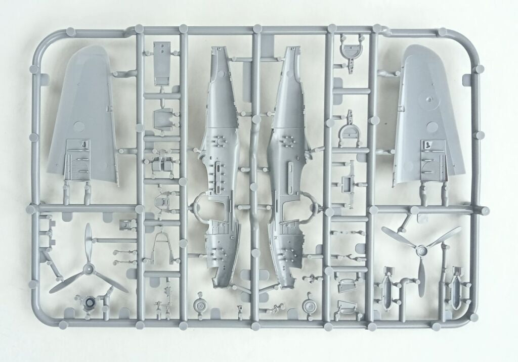 Arma Hobby 70057 P-400 Airacobra 1/72 – obrázek 5