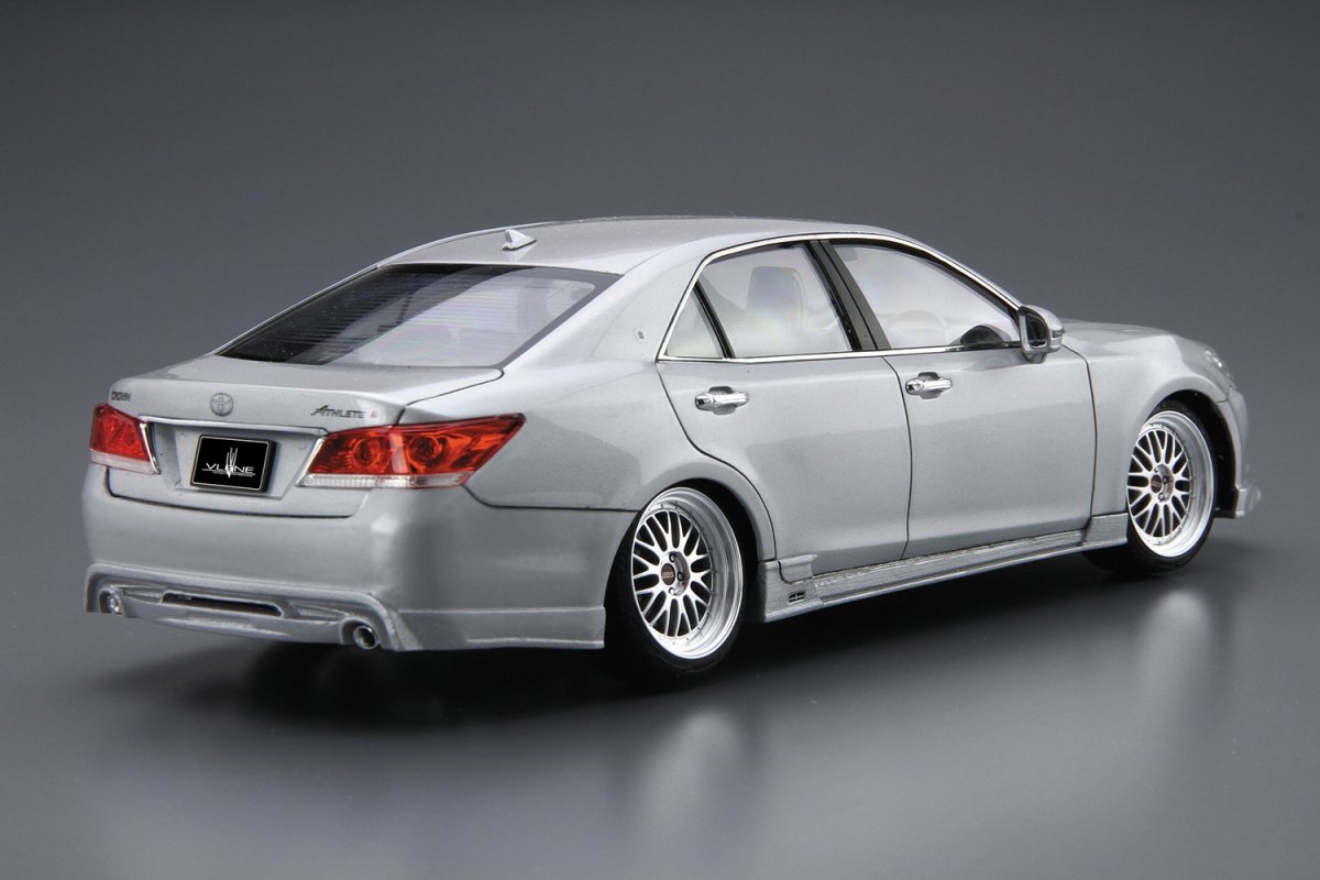Aoshima 00856 VLENE GRS214 CROWN ATHLETE G &amp;#39;12 (TOYOTA) 1/24 – obrázek 2