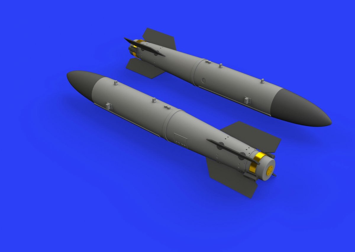 Eduard 672214 B43-0 Nuclear Weapon w/ SC43-4/ -7 tail assembly 1/72 – image 3