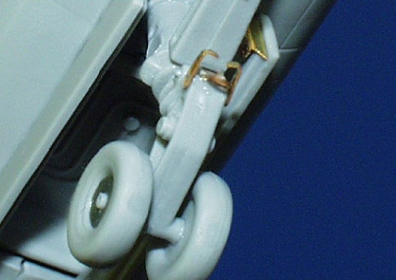 Eduard SS185 A-7E 1/72 ITALERI – image 4
