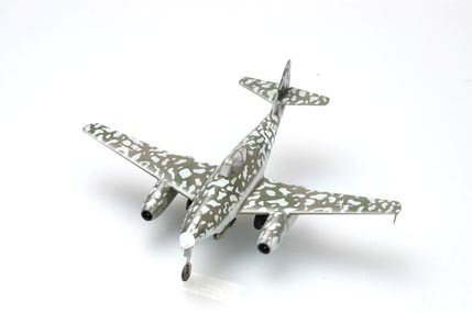 Hobby Boss 80248 Me262 A-2a Bomber 1/72 – image 7