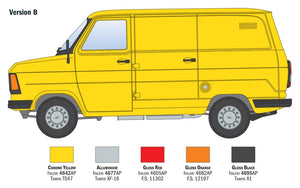 Italeri 3975 Ford Transit "Italeri" 1/24