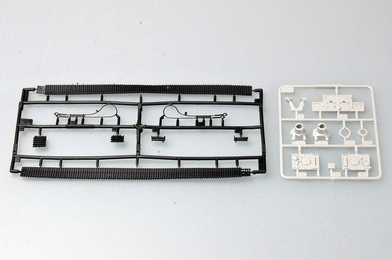 Trumpeter 07247 Sturmtiger (Late Production) 1/72 – image 2