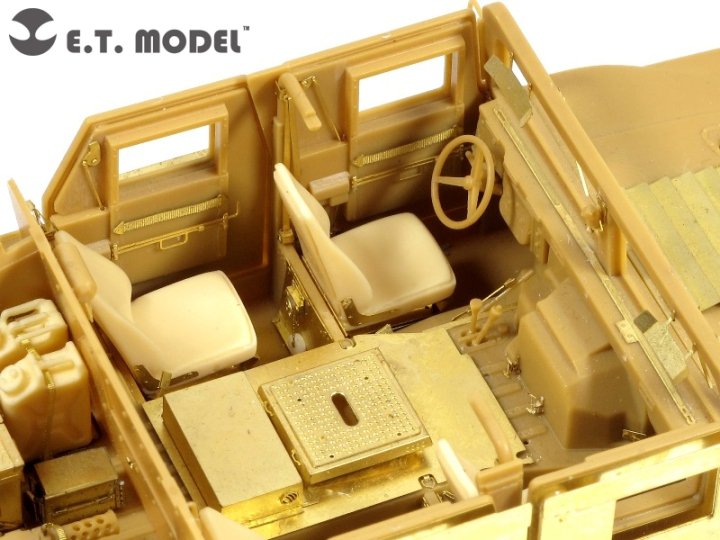 ET Model E35-076 US ARMY M1114 HUMVEE High Back Seats (For BRONCO Kit) (1/35) – image 3