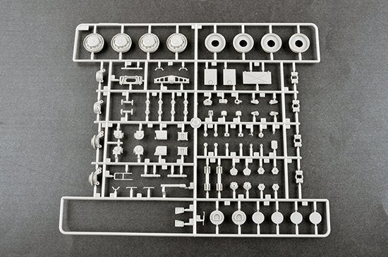 Trumpeter 01065 MAZ-537G Late Production type with ChMZAP-9990 semi-trailer 1/35 – obrázek 8