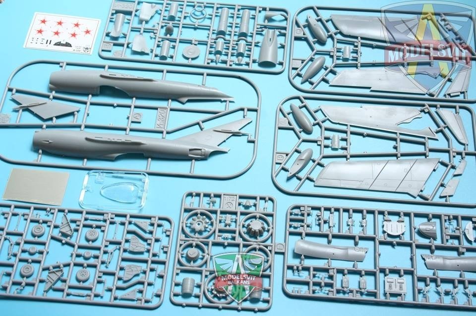 Modelsvit 72038 I-320 R-3 Prototype d&amp;#39;intercepteur tous temps 1/72 – image 3