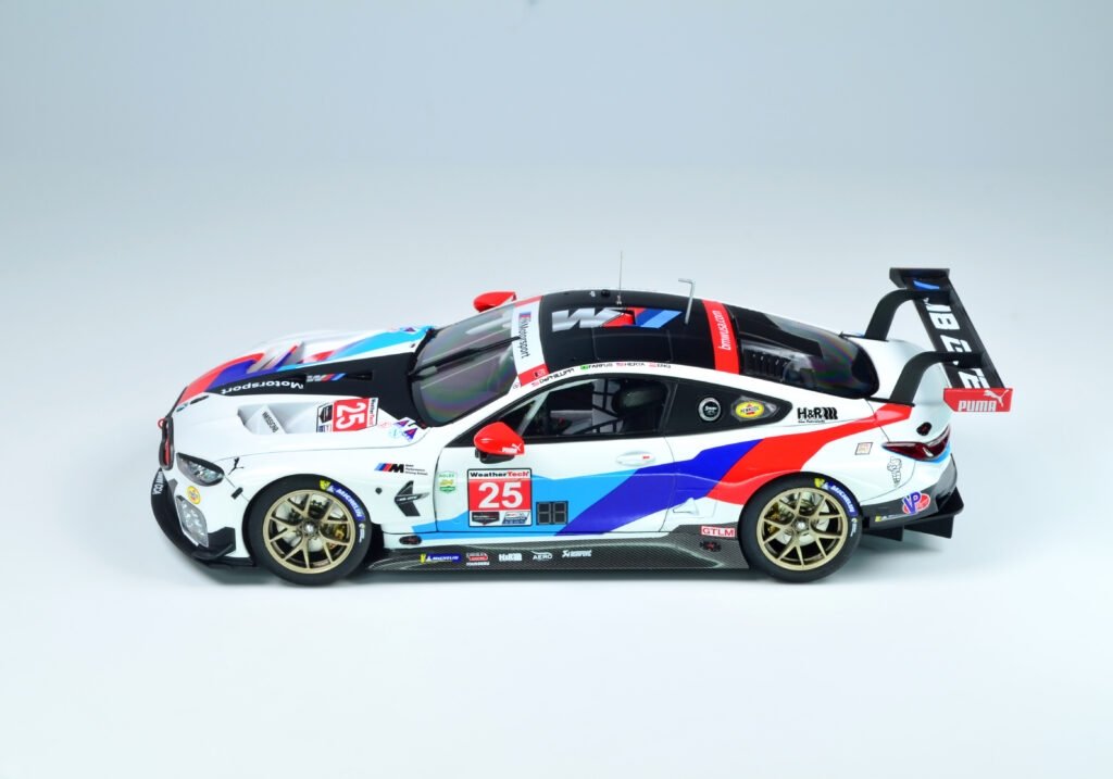 NuNu PN24010 BMW M8 GTE VAINQUEUR DE DAYTONA 2019 1/24 – image 5