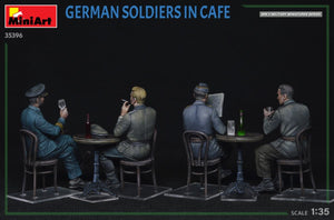 MiniArt 35396 GERMAN SOLDIERS IN CAFE 1/35 – imagen 5
