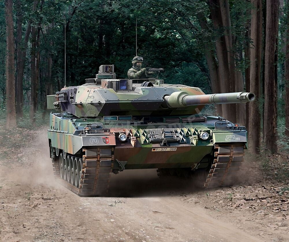 Revell 63281 Leopard 2A6/A6NL Model Set 1/35 – image 2