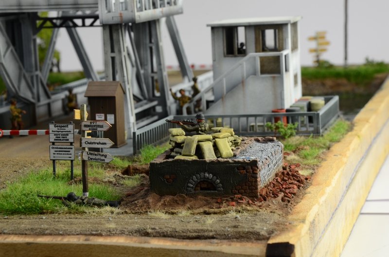 Italeri 6194 PEGASUS BRIDGE - D.Day 75Ann.1944-2019 - BATTLE SET 1/72 – obrázek 10