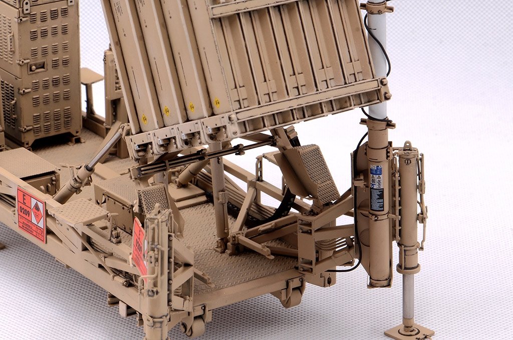 Trumpeter 01092 Iron Dome Air Defense System 1/35 – image 17