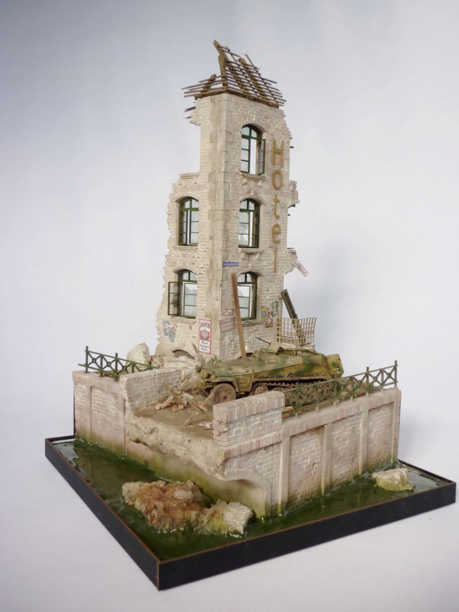 RT-Diorama 35278 Diorama-Base: &amp;quot;The Hotel&amp;quot; 1/35 – obrázek 10