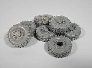 Panzer Art RE35-745 MTVR M24 Road wheels (Goodyear) 1/35