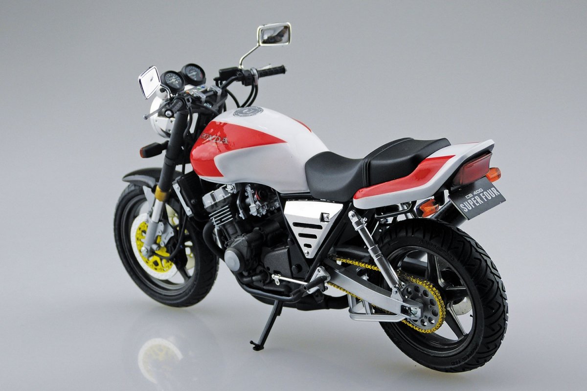 Aoshima 05514 HONDA CB400SF with CUTOM PARTS 1/12 – image 3