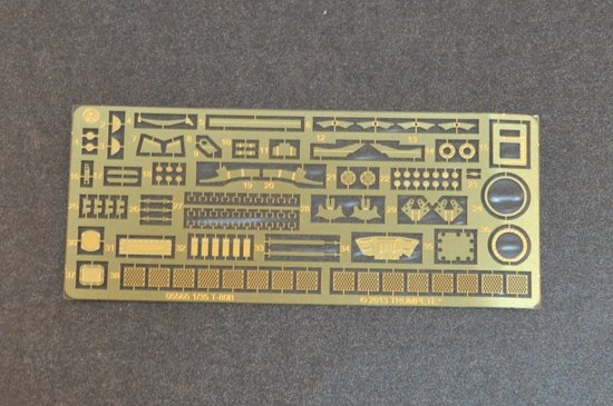Trumpeter 05565 Russian T-80B MBT 1/35 – image 5