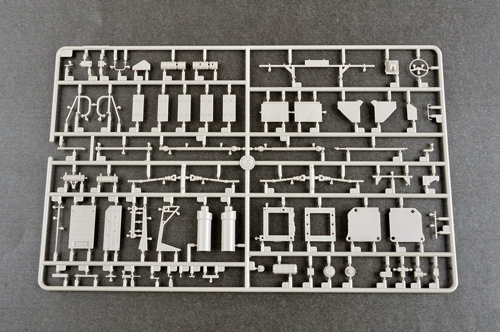 Trumpeter 01082 15U175 TEL of RS-12M1 Topol-M ICBM complex 1/35 – obrázek 12