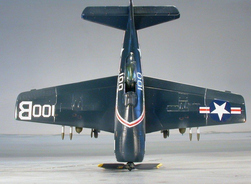 Revell 04680 F8F-1 Bearcat 1/72 – image 3