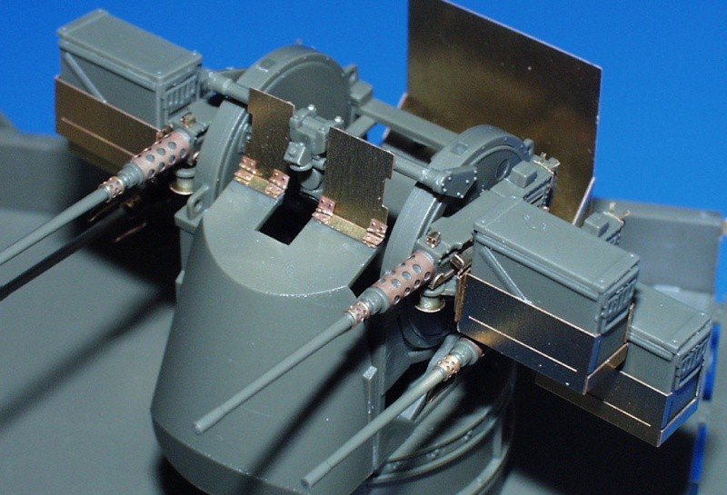 Eduard 35439 M-35A1 Gun Truck 1/35 AFV Club – image 4