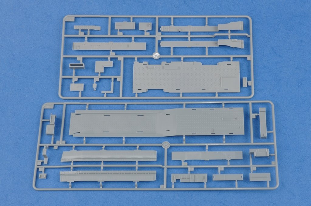 Hobby Boss 83408 USS Iwo Jima LHD-7 1/700 – Bild 11