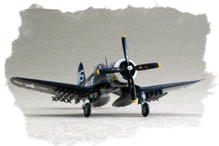 Hobby Boss 80218 F4U-4 Corsair 1/72 – obrázek 2