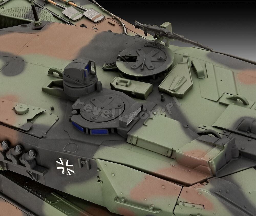 Revell 63342 Leopard 2 A6M+ Model Set 1/35 – zdjęcie 4