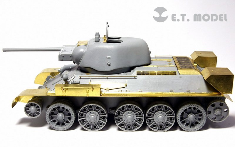 ET Model EA35-017 WWII Soviet T-34/76 Boxy External Fuel Tanks 1/35