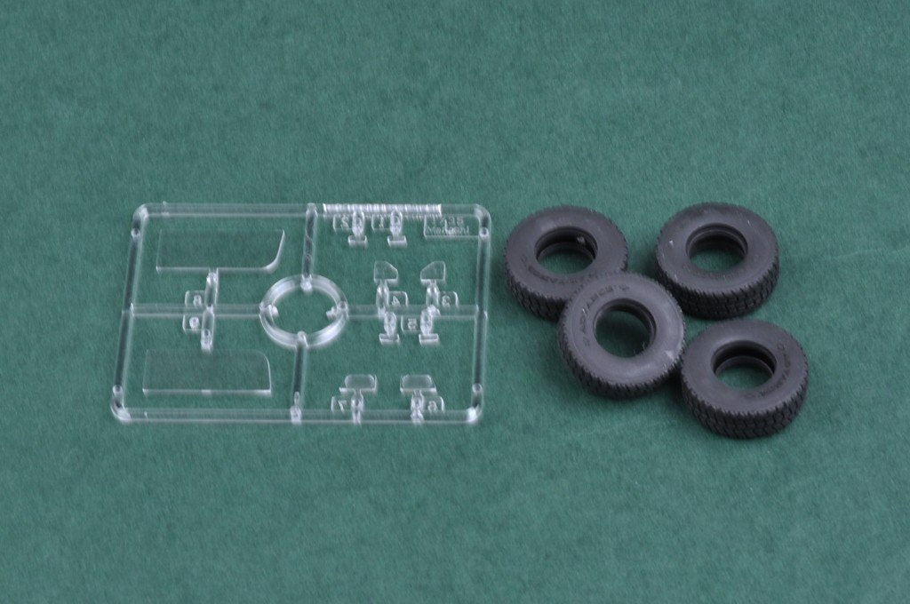 Hobby Boss 82468 Meng Shi 1.5 ton MLUV-Hardtop Version A 1/35 – image 9
