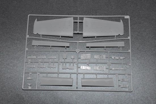 Trumpeter 02253 A-1H AD-6 Skyraider 1/32 – image 18