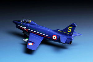 Meng Model DS-004 G.91R Light Fighter Bomber 1/72 – image 3