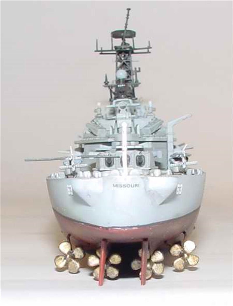 Trumpeter 05706 US Battleship BB-64 Wisconsin 1991 Modern 1/700 – Bild 3