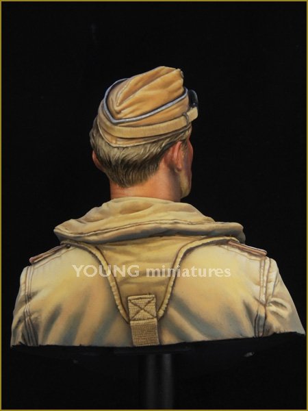 Young Miniatures YM1846 LUFTWAFFE PILOT North Africa WWII 1/10 – Bild 7