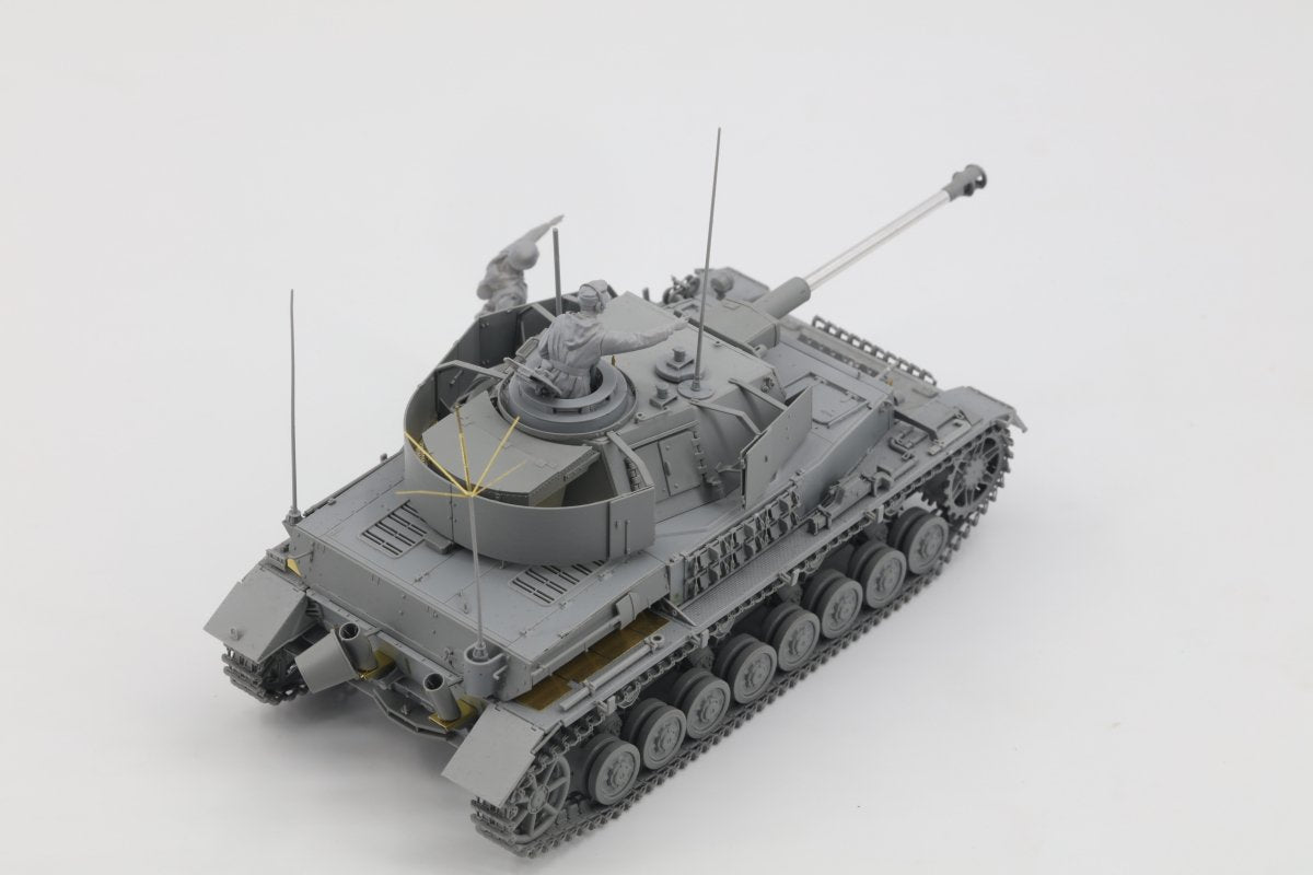 Border Model BT-006 Pz.Beob.According to IV Ausf. J w/Commander&amp;amp;Infantry 1/35 – Bild 5