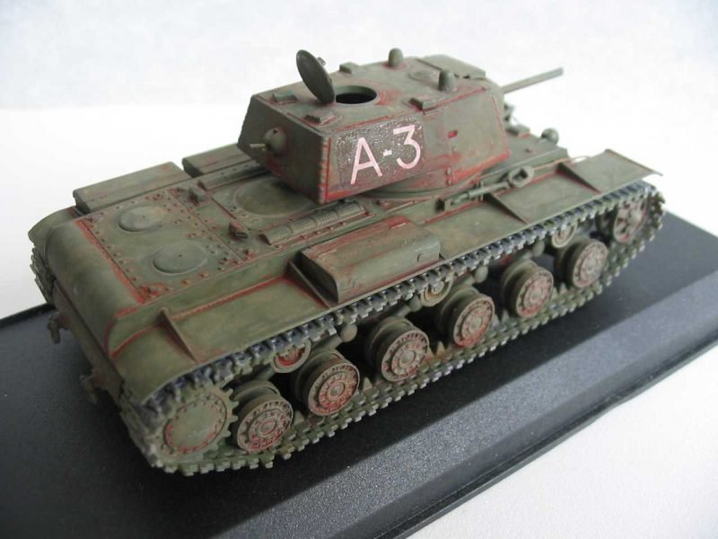 PST 72012 KV-1 Heavy Tank 1/72 – zdjęcie 4