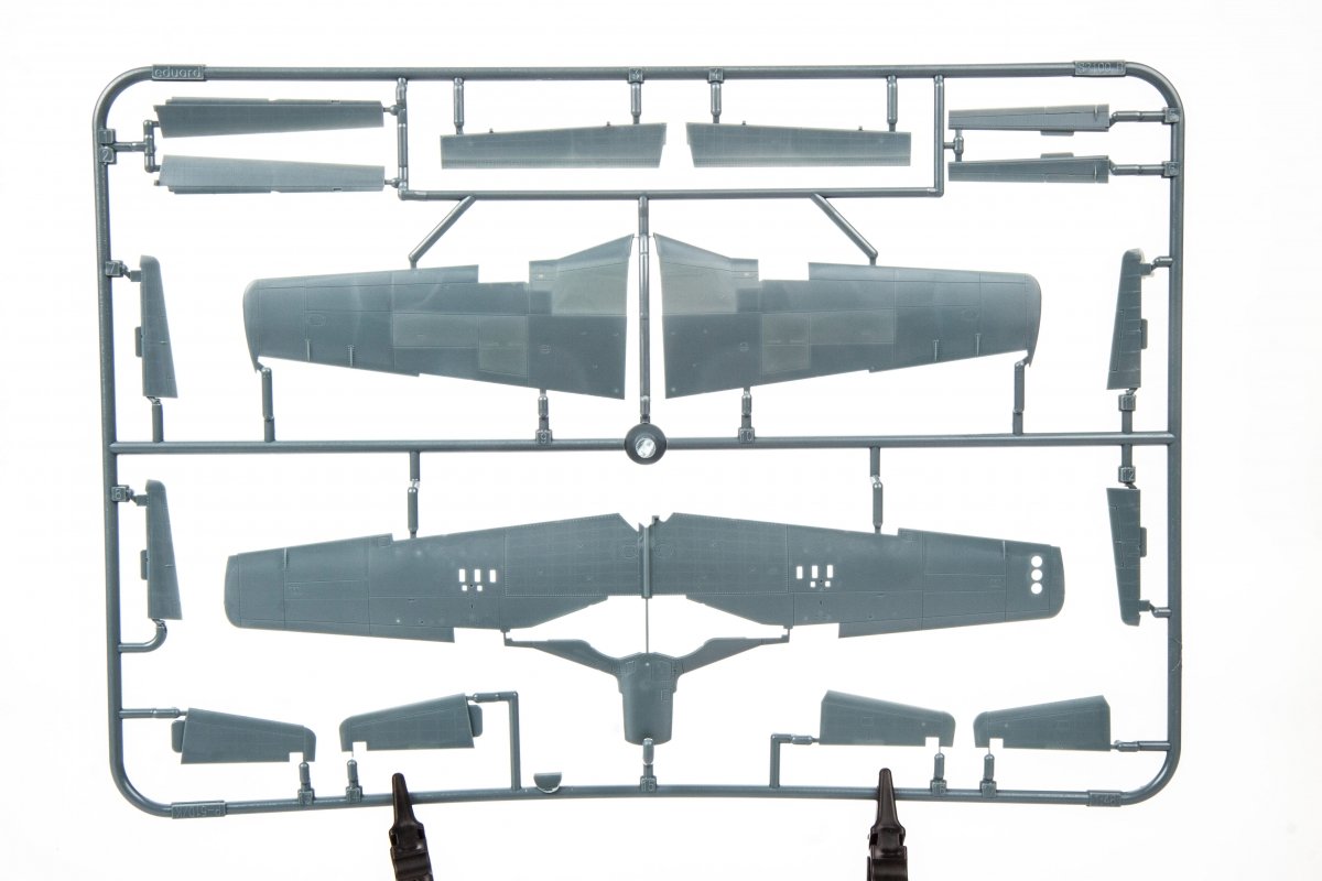 Eduard 82105 P-51K Mustang 1/48 – imagen 13