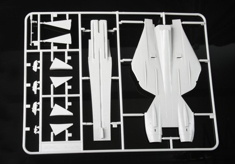 KA Models KP-72003A F-14A Tomcat &amp;quot;Sundowners&amp;quot; (ex Fujimi) 1/72 – obrázek 10
