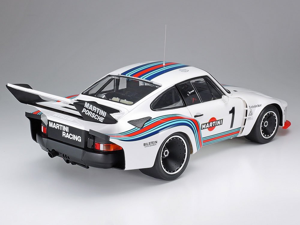 Tamiya 12057 Porsche 935 Martini 1/12 – obrázek 11